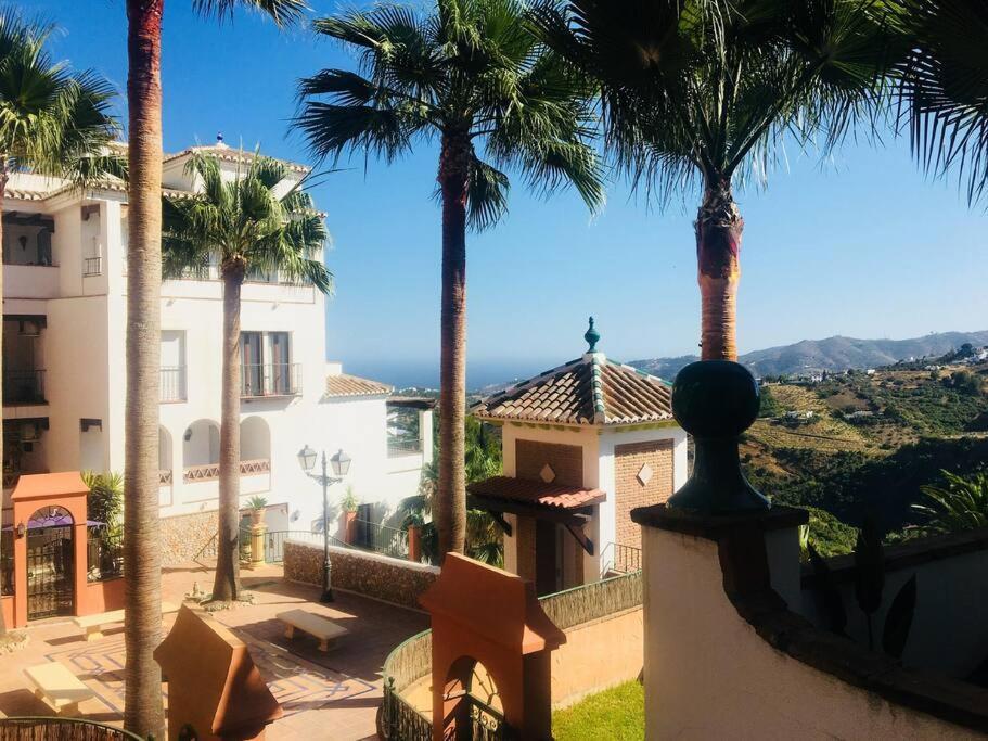 Apartment La Fuente, In The Moorish Quarter. Frigiliana